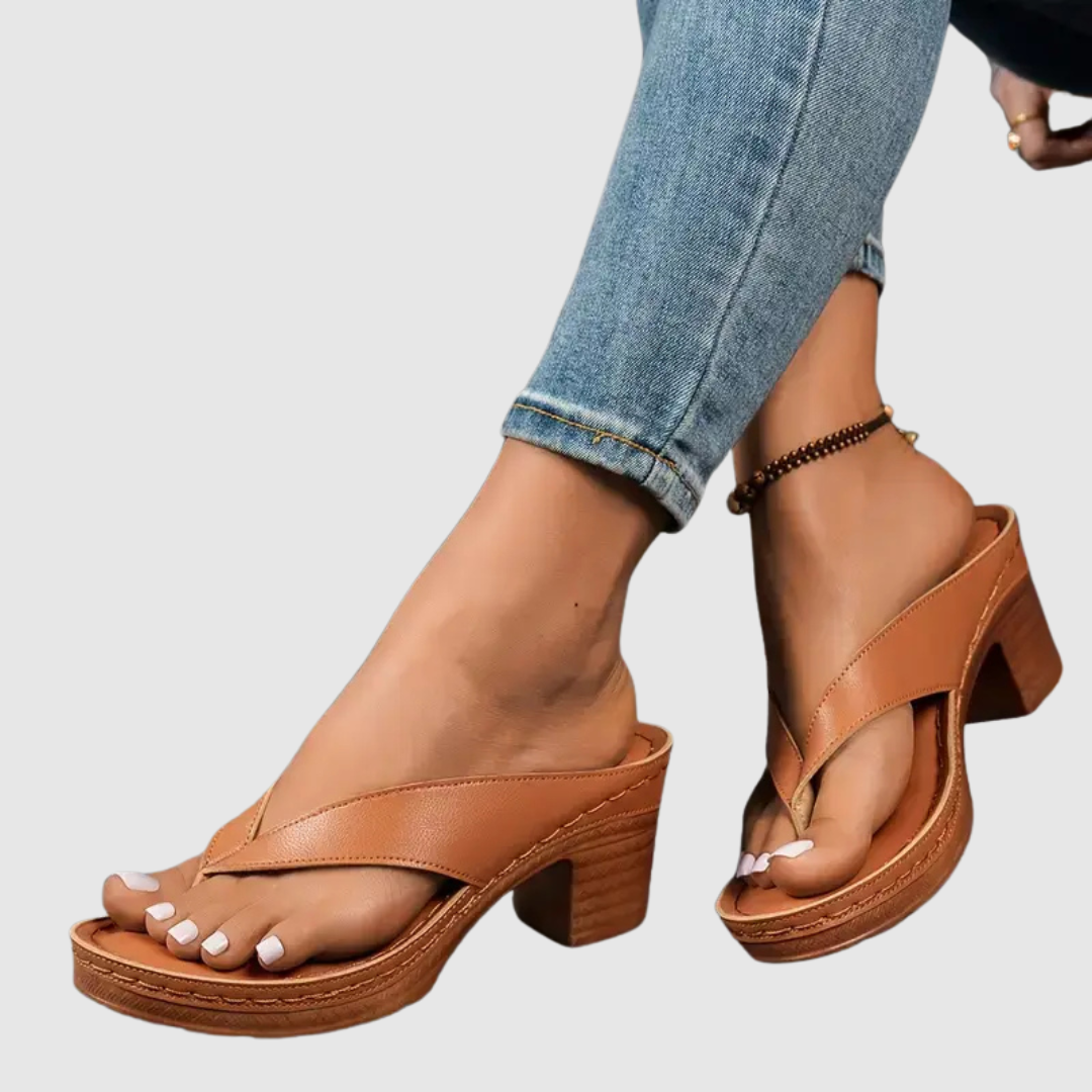 Nina™ | Sandali comodi con tacco